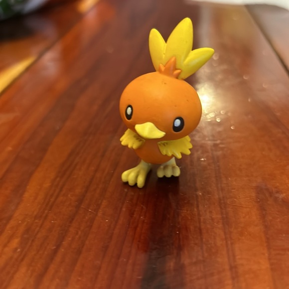 4- 2004 Pokémon Figures - Picture 3 of 9